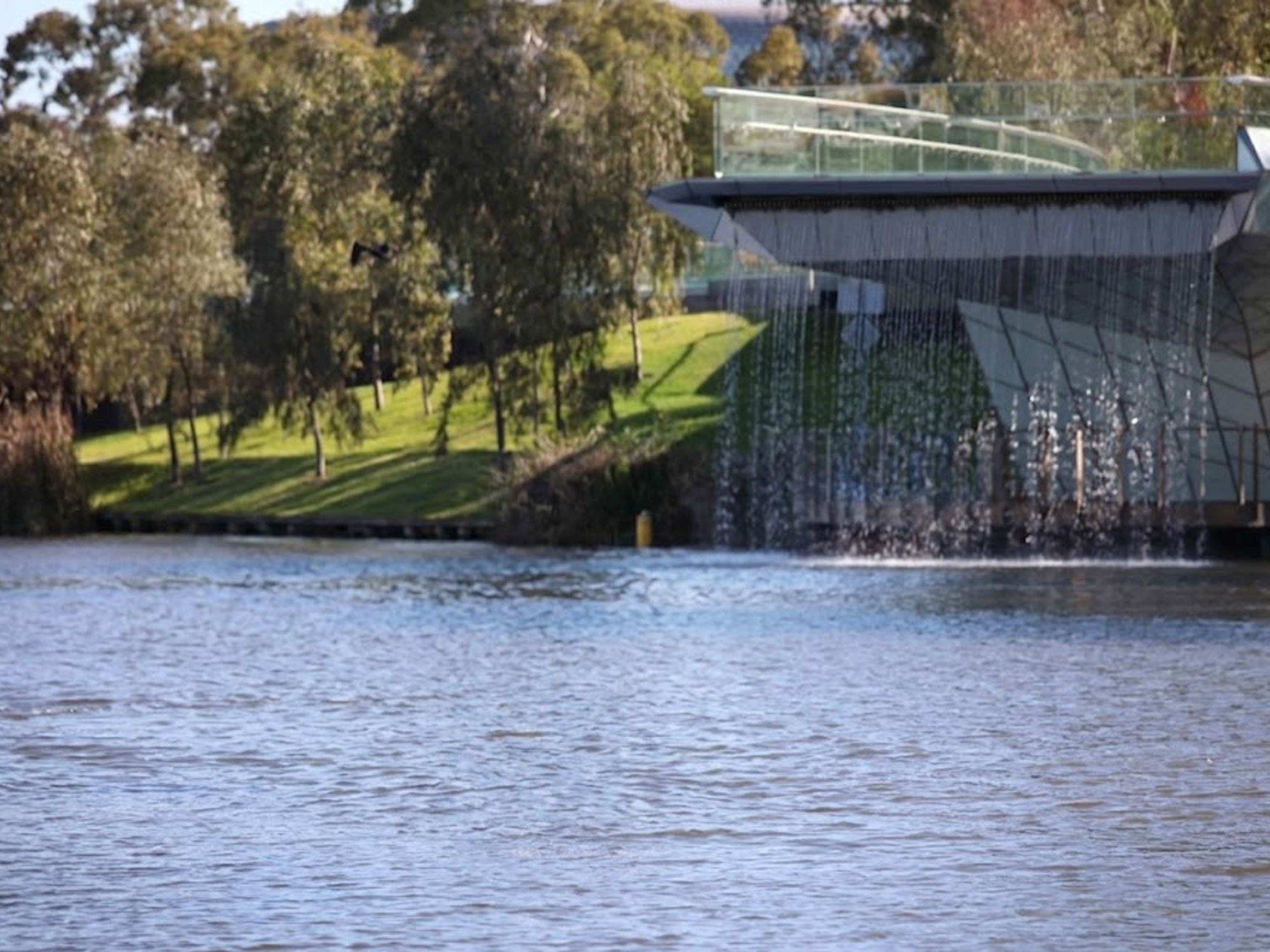 Architecture and nature along the River Torrens